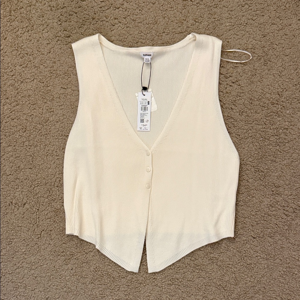Garage Ivory Button-Front Tank Top